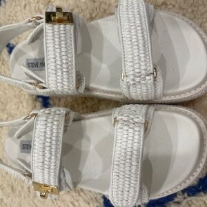 Steve Madden white sandal women’s. 8